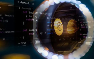  ,php子類可以繼承父類所有成員？